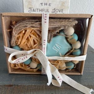 Rae Dunn “Sea” Home Beads